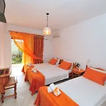 Filoxenia Skiathos Town